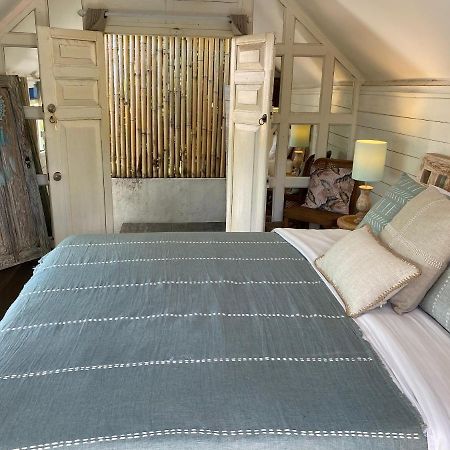 Desa Naga Villa Canggu Exteriör bild