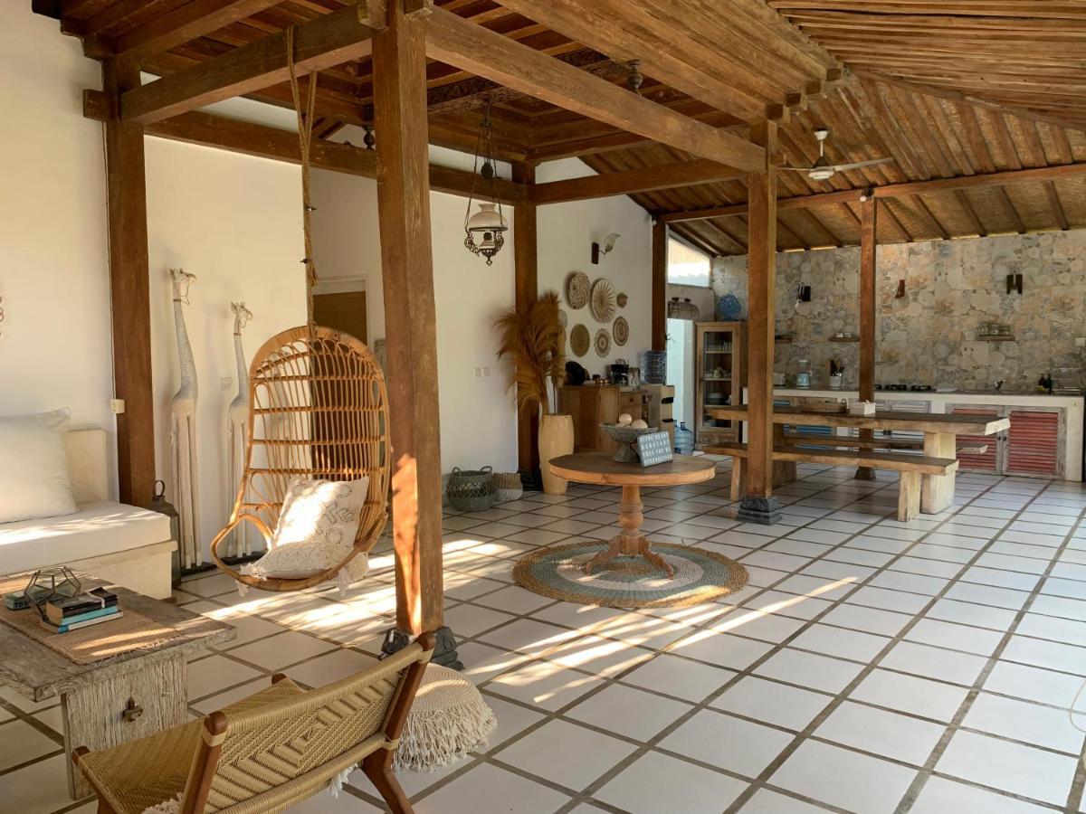 Desa Naga Villa Canggu Exteriör bild